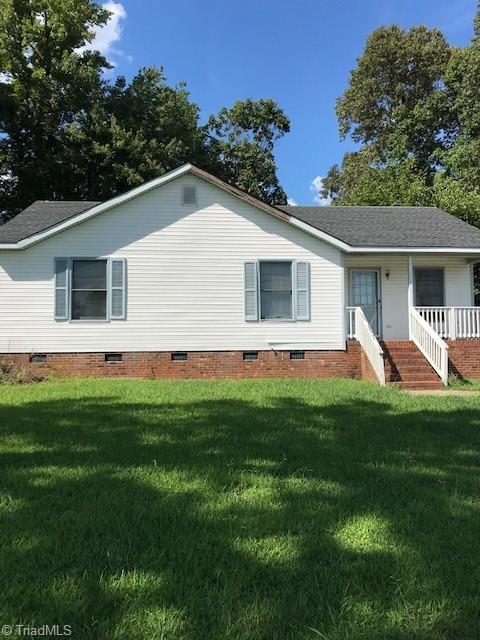 1513 Cedrow Dr, High Point, NC 27260 photo 2