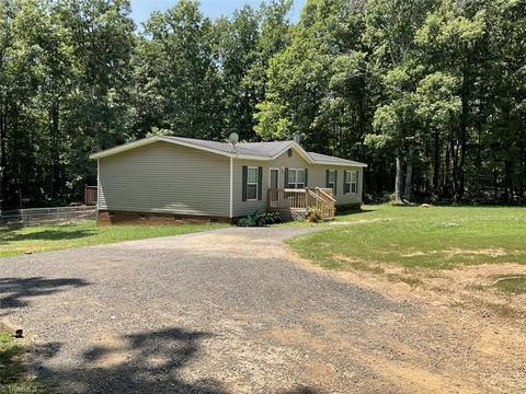 5387 Parinna Dr, Trinity, NC 27370 photo 4