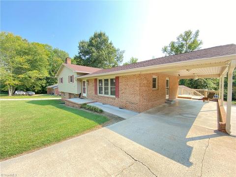 806 Wall St, Archdale, NC 27263 photo 2