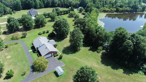 3242 Wayne White Rd, Climax, NC 27233 photo 3