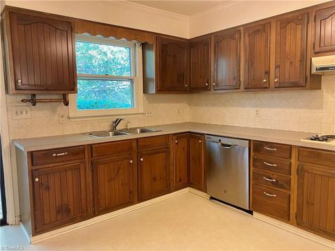 3631 Tanglebrook Trl, Clemmons, NC 27012 photo 10