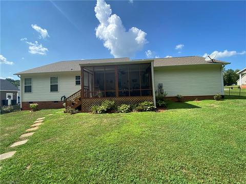113 Calloway Ct, King, NC 27021 photo 22