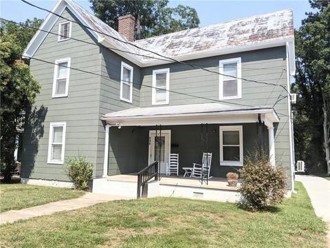 606 4th St, Spencer, NC 28159 photo 1