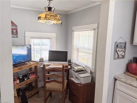 606 4th St, Spencer, NC 28159 photo 8