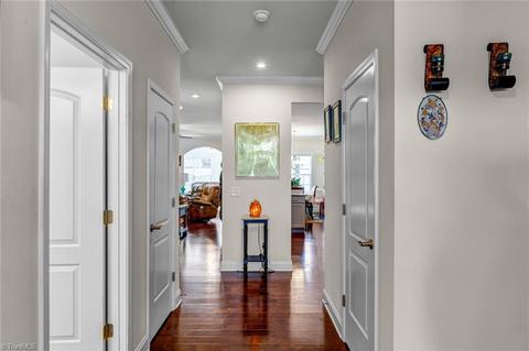 136 Windmill Trl, High Point, NC 27265 photo 4