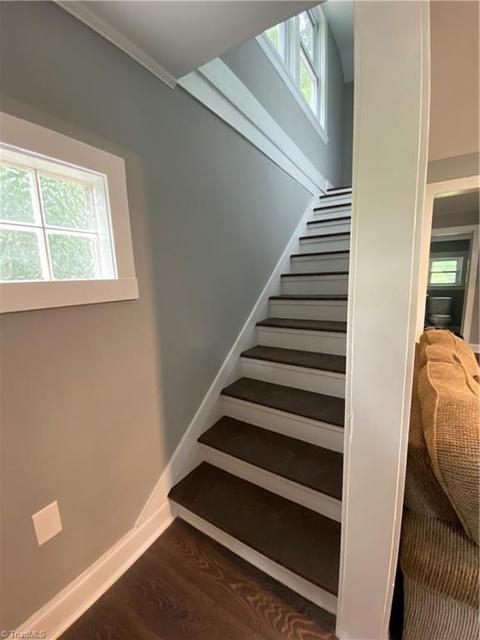 718 Oakview Rd, High Point, NC 27265 photo 13