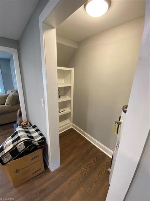 718 Oakview Rd, High Point, NC 27265 photo 10
