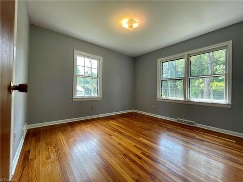 3801 Rolling Rd, High Point, NC 27265 photo 5