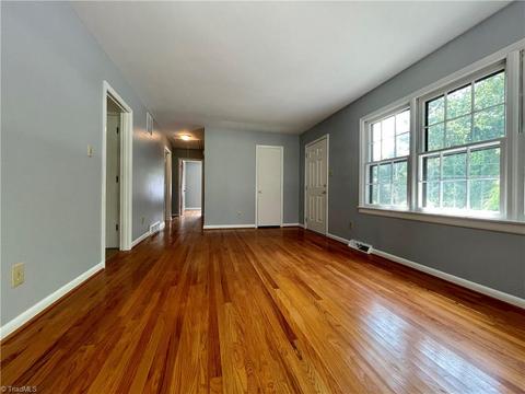 3801 Rolling Rd, High Point, NC 27265 photo 4