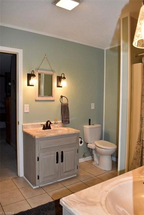 971 Long Hill Rd, Pilot Mountain, NC 27041 photo 38