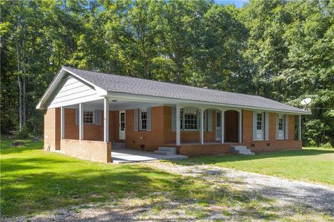 566 Sexton Rd, Denton, NC 27239 photo 1