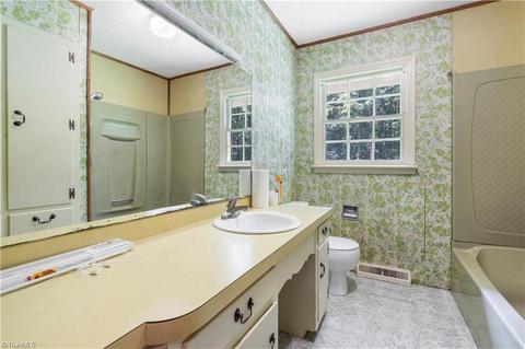 566 Sexton Rd, Denton, NC 27239 photo 23