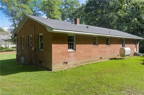 566 Sexton Rd, Denton, NC 27239 photo 6