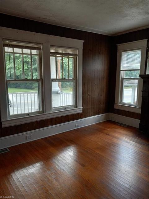 1309 E Green Dr, High Point, NC 27260 photo 2