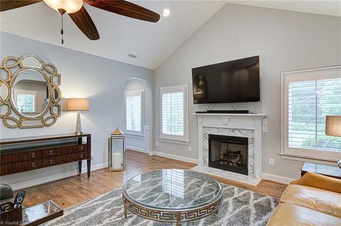634 Nikyle Cir, High Point, NC 27265 photo 4