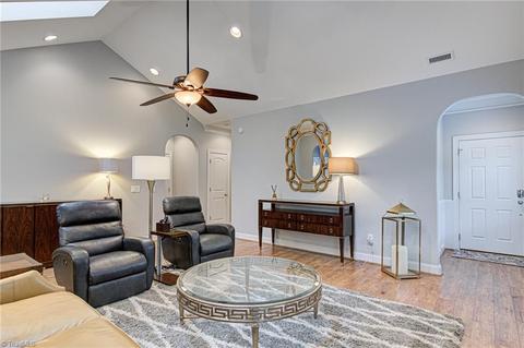 634 Nikyle Cir, High Point, NC 27265 photo 5