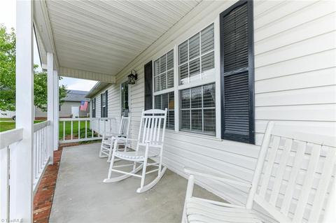 112 Ridge Creek Cir, Trinity, NC 27370 photo 6