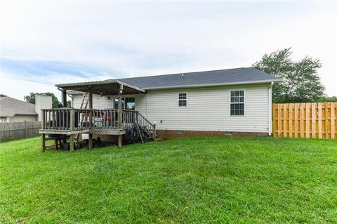 112 Ridge Creek Cir, Trinity, NC 27370 photo 19