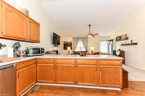 112 Ridge Creek Cir, Trinity, NC 27370 photo 10