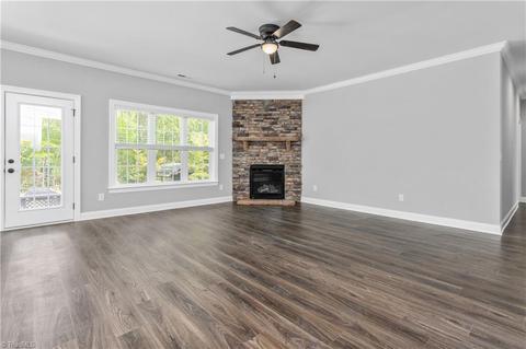 2822 Fallin Ct, High Point, NC 27262 photo 9