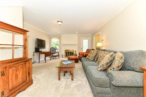 409 Old Mill Rd, High Point, NC 27265 photo 9