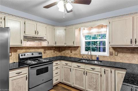 4257 White Tail Dr, Trinity, NC 27370 photo 10