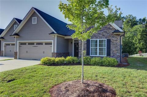 751 Forester Ct, High Point, NC 27265 photo 2
