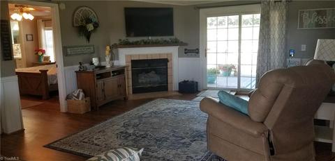1626 Barker Rd, Roaring River, NC 28669 photo 2