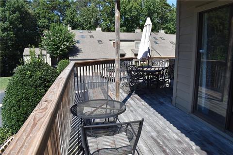 2425 Cypress Ct, High Point, NC 27265 photo 4