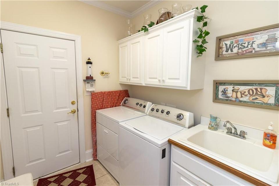  5903 Fleming Terrace Rd, Greensboro, NC 27410 photo 21