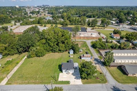 202 W Springfield Rd, High Point, NC 27263 photo 28