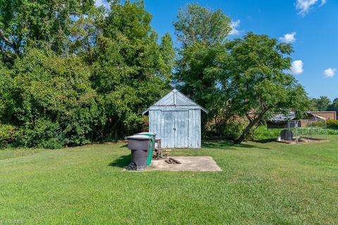 202 W Springfield Rd, High Point, NC 27263 photo 22