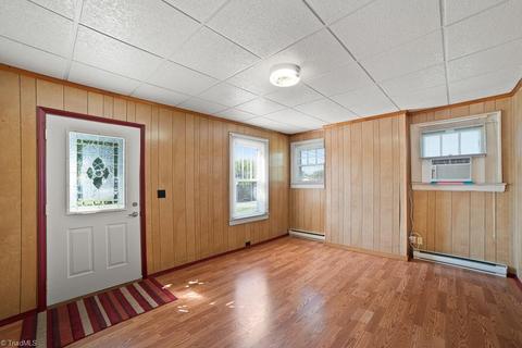 202 W Springfield Rd, High Point, NC 27263 photo 6