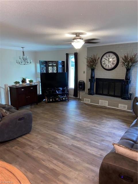 210 Old Mill Rd, High Point, NC 27265 photo 12