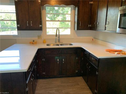 2203 E Stadium Dr, Eden, NC 27288 photo 5