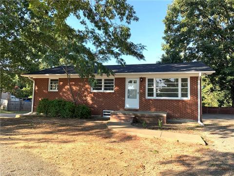 2203 E Stadium Dr, Eden, NC 27288 photo 1