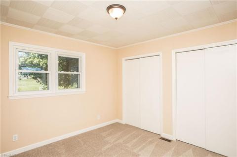 611 Stone Pl, High Point, NC 27262 photo 23