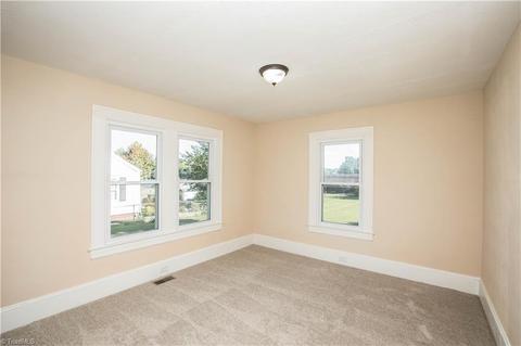 611 Stone Pl, High Point, NC 27262 photo 18
