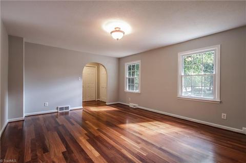 3100 Covedale St, High Point, NC 27265 photo 6