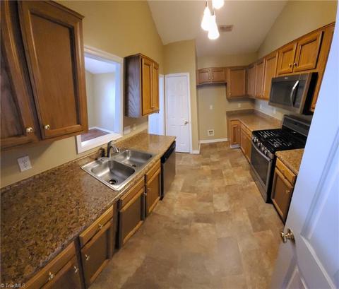 3588 Bent Trace Dr, High Point, NC 27265 photo 7