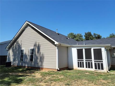 3588 Bent Trace Dr, High Point, NC 27265 photo 17