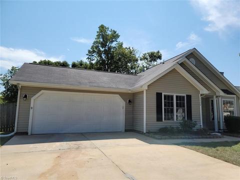 3588 Bent Trace Dr, High Point, NC 27265 photo 3