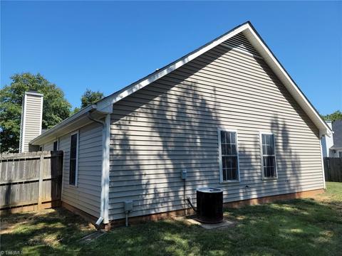 3588 Bent Trace Dr, High Point, NC 27265 photo 18