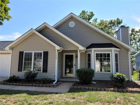 3588 Bent Trace Dr, High Point, NC 27265 photo 2