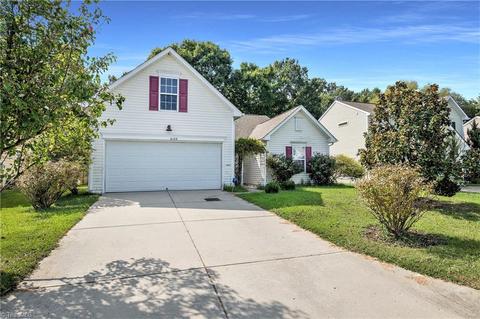 2133 Rindle Dr, High Point, NC 27262 photo 2