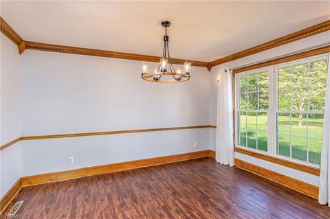1065 Beth Dr, King, NC 27021 photo 3
