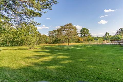 1065 Beth Dr, King, NC 27021 photo 21