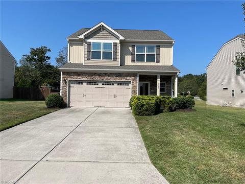 6743 Maize Dr, High Point, NC 27265 photo 1