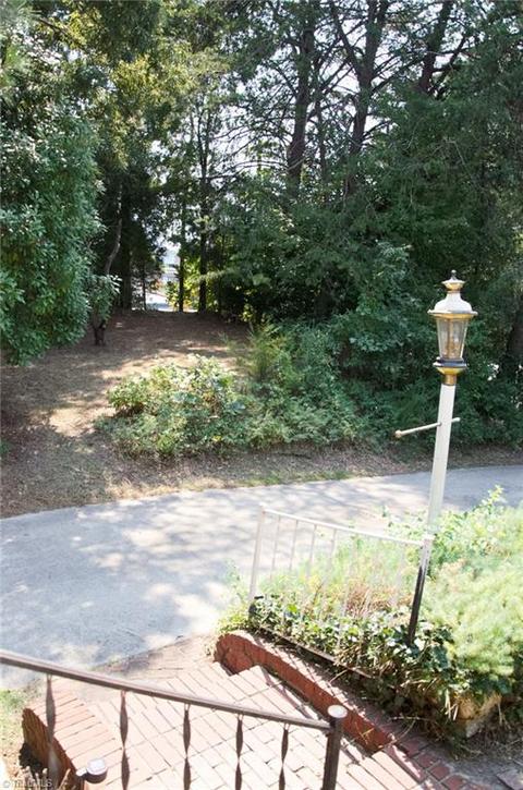 9 Maple Ave, Thomasville, NC 27360 photo 8