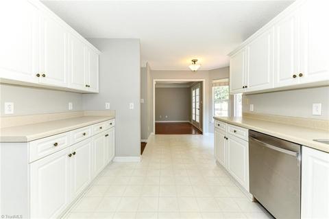 3009 Timberwolf Ave, High Point, NC 27265 photo 14